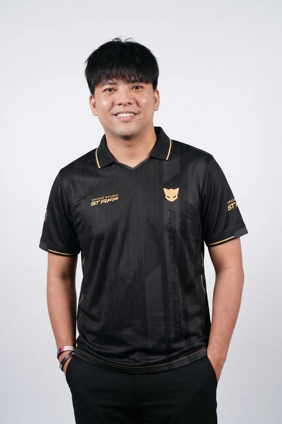 ธนธร เชาวนโยธิน
